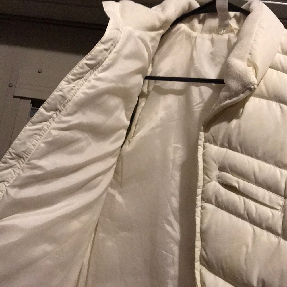 Vest - Picture 3 of 3